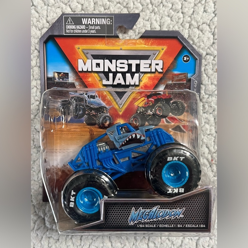 Megalodon Training Truck  Monster Jam